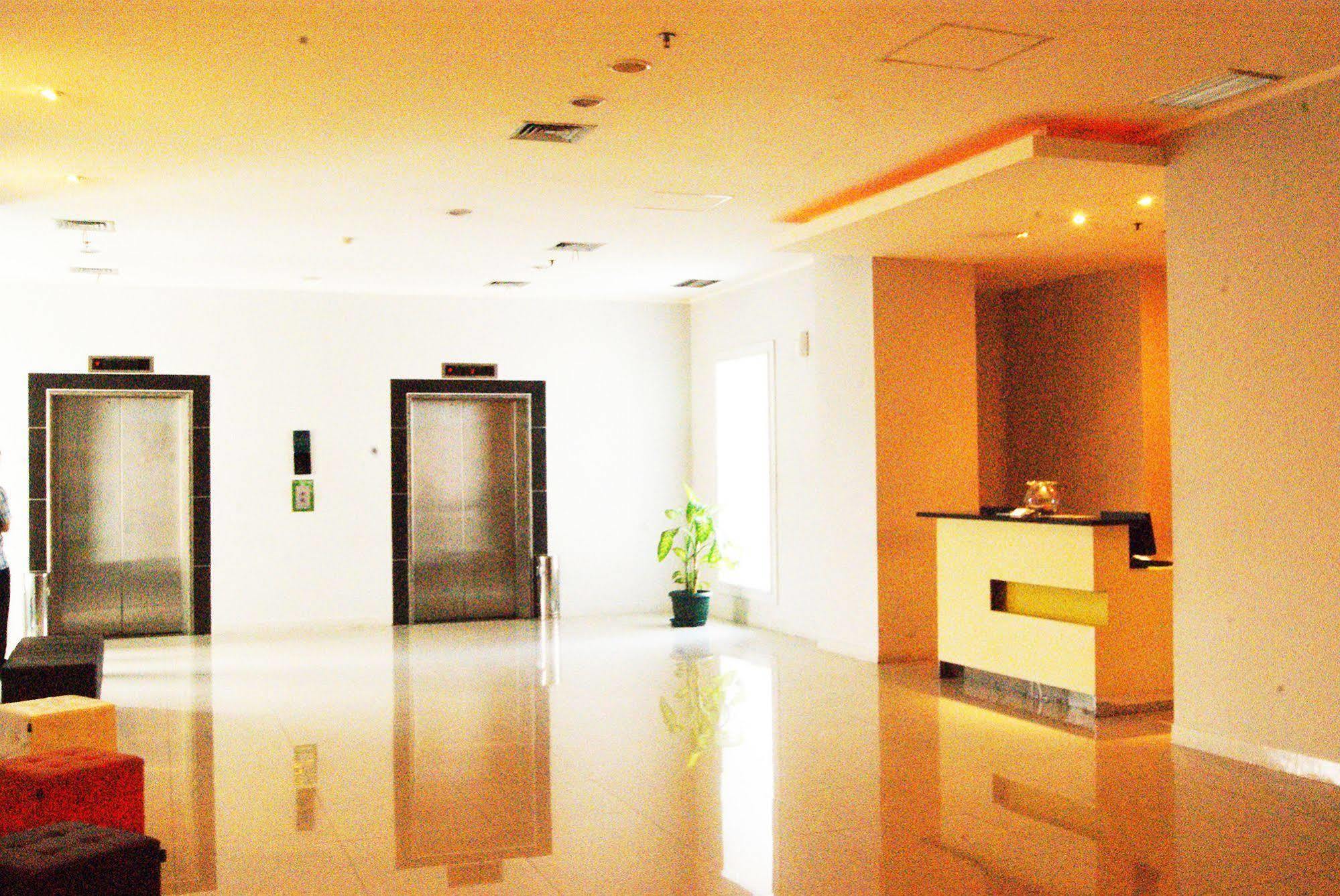 Hotel Glodok Plaza Jakarta Buitenkant foto